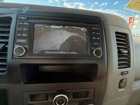 Used 2017 Nissan NV 3500 SL image 12