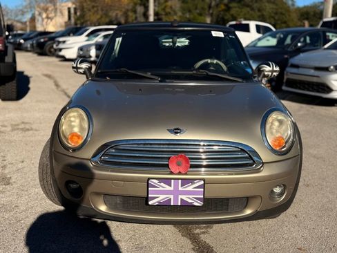Used 2010 MINI Cooper Convertible image 9