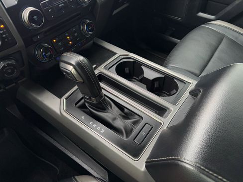 Used 2018 Ford F150 Raptor w/ Equipment Group 802A Luxury image 16