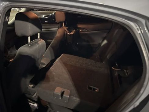 Used 2018 Honda Civic Sport image 8