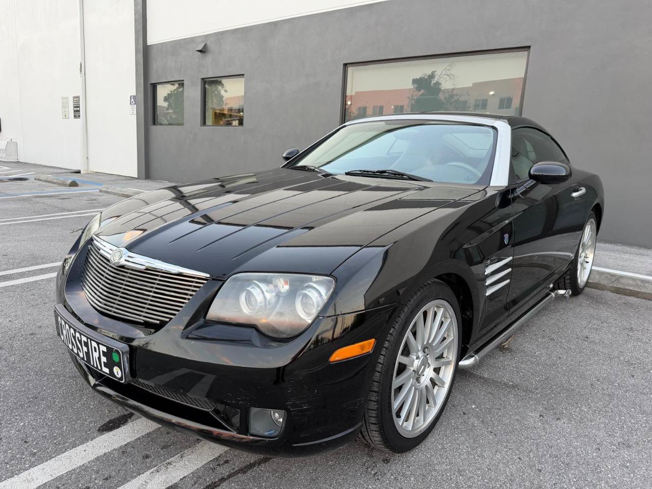 Used 2004 Chrysler Crossfire Coupe RWD image 10