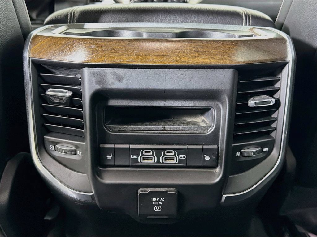Used 2022 RAM 1500 Laramie AWD/4WD image 22