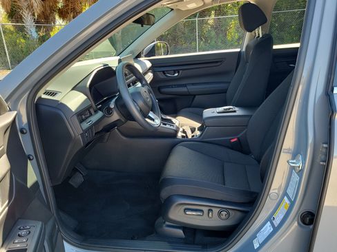 Used 2024 Honda CR-V EX image 16