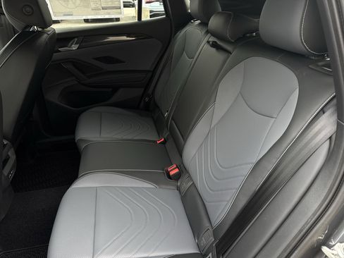 New 2026 Volkswagen Tiguan SE R-Line image 25