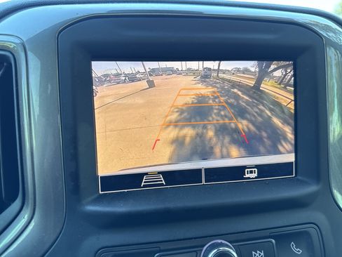 Used 2023 Chevrolet Silverado 1500 Custom image 17