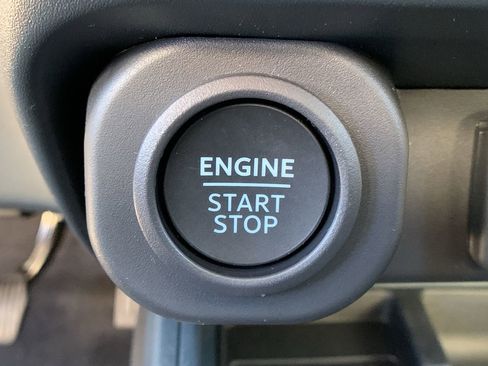 New 2025 Ford Maverick Lariat w/ 4K Tow Package image 17