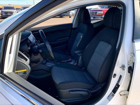 Used 2016 Kia Forte EX image 7