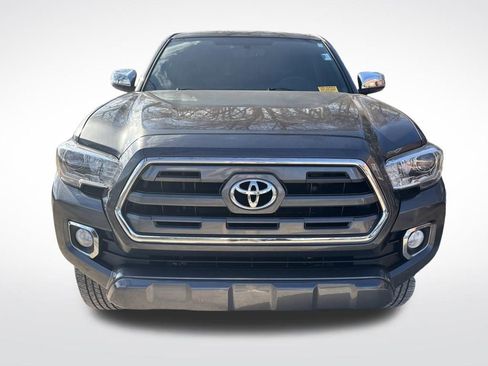 Used 2016 Toyota Tacoma Limited w/ Exterior Package image 9