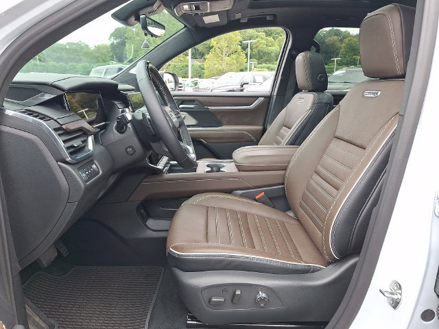 Used 2026 GMC Acadia Denali Ultimate AWD/4WD image 2