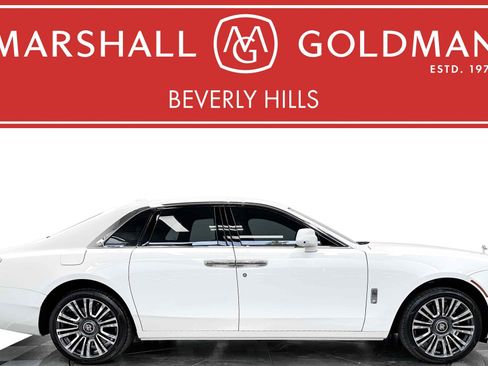 Used 2021 Rolls-Royce Ghost image 1