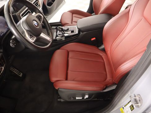 Used 2024 BMW X3 sDrive30i w/ M Sport Package image 12