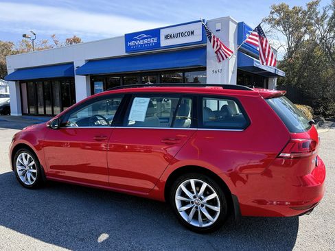 Used 2015 Volkswagen Golf SEL image 28