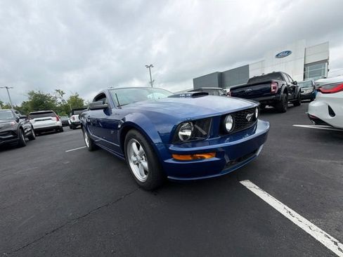 Used 2008 Ford Mustang GT RWD image 3