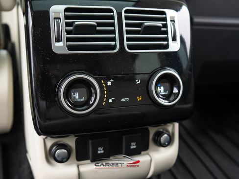 Used 2020 Land Rover Range Rover Long Wheelbase HSE image 23