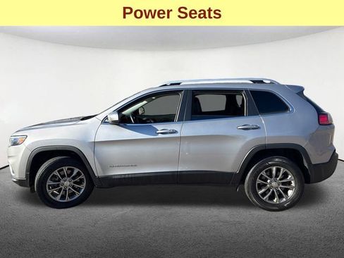 Used 2019 Jeep Cherokee Latitude Plus w/ Cold Weather Group image 6