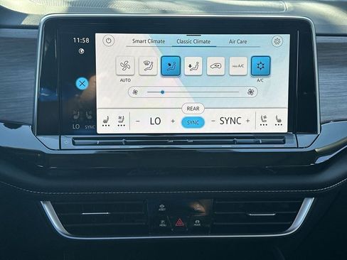 New 2026 Volkswagen Atlas SEL Premium R-Line image 19