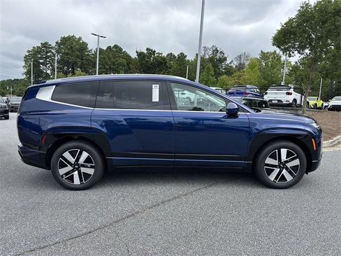 New 2026 Hyundai Ioniq 9 SEL image 8