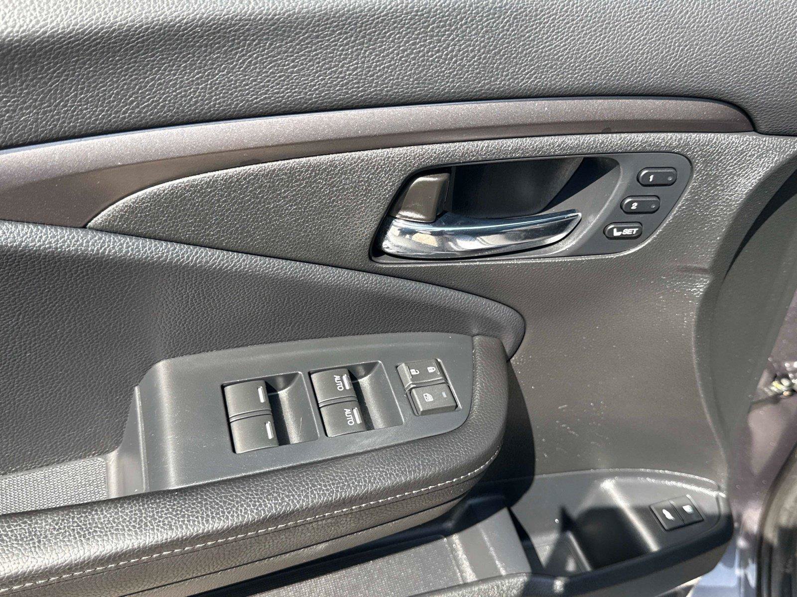 Certified 2021 Honda Pilot Special Edition image 18