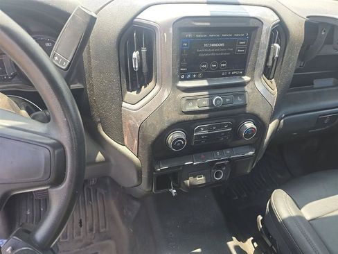Used 2019 Chevrolet Silverado 1500 W/T RWD image 16