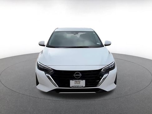 Used 2025 Nissan Sentra SV image 4