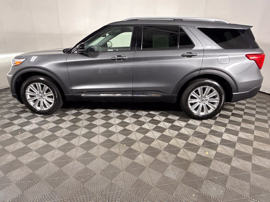 Used 2023 Ford Explorer Limited w/ Limited Technology Package AWD/4WD image 7