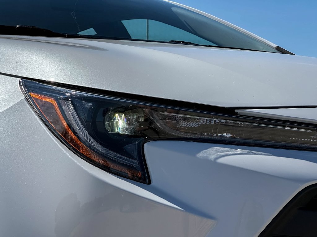 Used 2025 Toyota Corolla LE FWD image 10