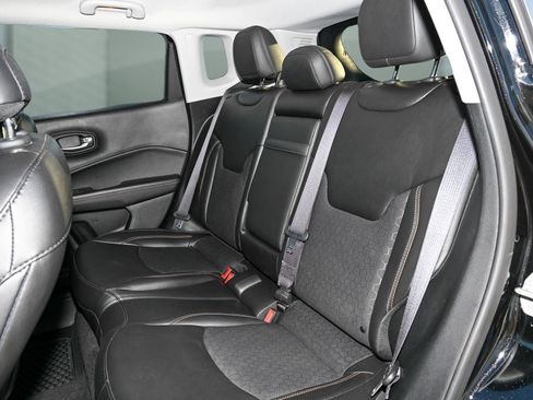 Used 2020 Jeep Compass Latitude w/ Popular Equipment Group image 16