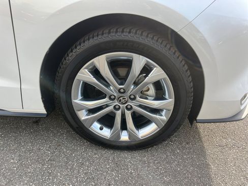 Certified 2023 Toyota Sienna Platinum image 29