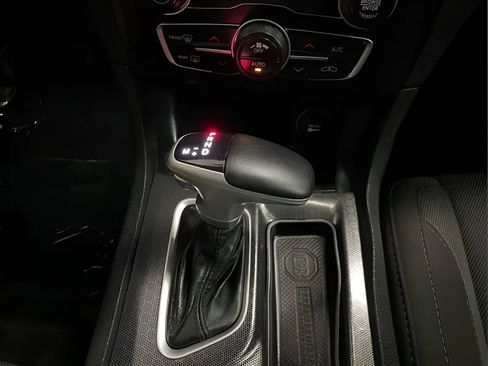 Used 2016 Dodge Charger SXT RWD image 20
