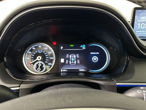 Used 2023 Genesis Electrified GV70 AWD/4WD image 17