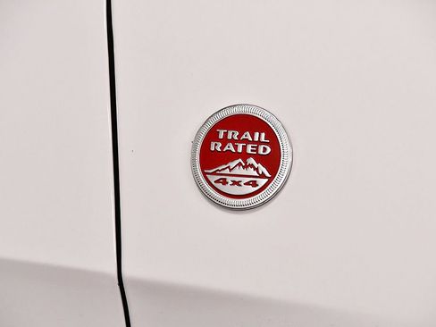 Used 2020 Jeep Grand Cherokee Trailhawk AWD/4WD image 12