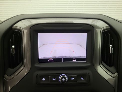 New 2025 Chevrolet Silverado 1500 Custom image 10