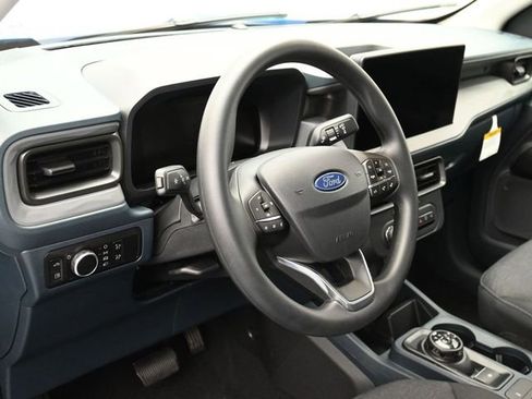 New 2025 Ford Maverick XL image 16