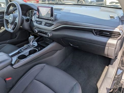 Used 2023 Nissan Altima 2.5 SV image 25