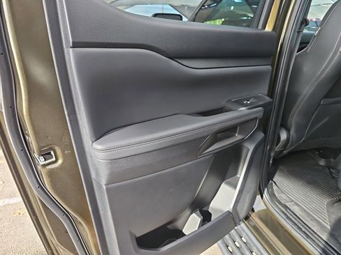 Used 2025 Ford Ranger Raptor image 15