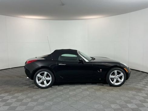 Used 2006 Pontiac Solstice Convertible w/ Premium Package RWD image 5