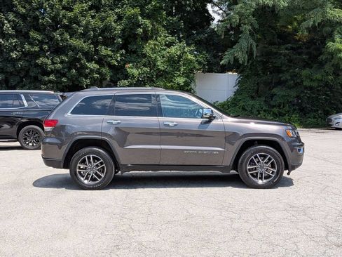 Used 2021 Jeep Grand Cherokee Limited AWD/4WD image 2