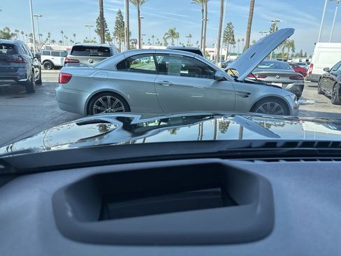 Used 2023 BMW 530e w/ Executive Package image 20