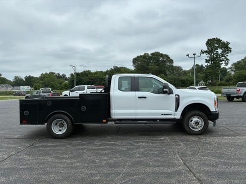 Used 2023 Ford F350 XL AWD/4WD image 7