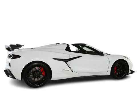 Used 2025 Chevrolet Corvette Z06 RWD image 19