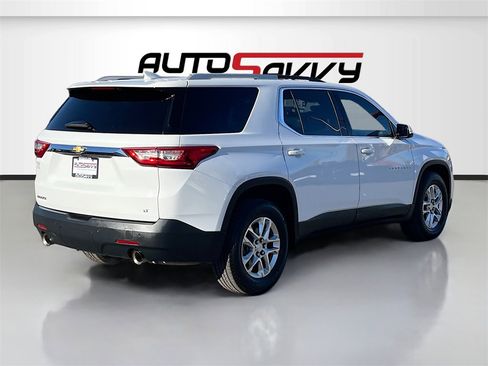 Used 2018 Chevrolet Traverse LT image 7