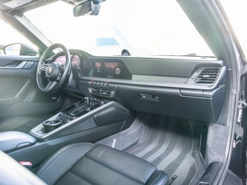 Used 2024 Porsche 911 Targa 4S w/ Premium Package image 29