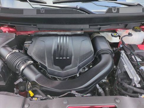 Used 2026 Chevrolet Traverse LT w/ Sun and Wheel Package FWD image 23