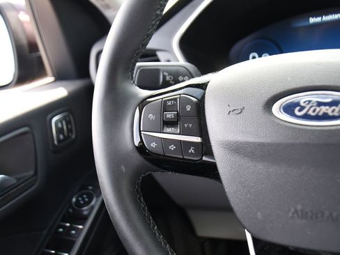 Used 2023 Ford Escape Platinum w/ Premium Technology Package image 33