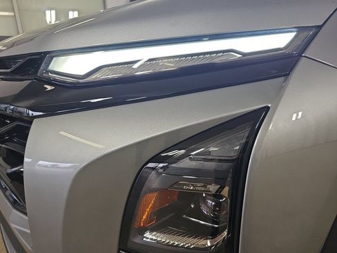 Used 2025 Chevrolet Equinox RS w/ Safety and Technology Package AWD/4WD image 37