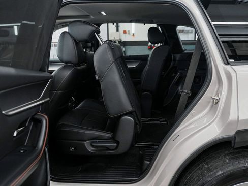 Used 2024 MAZDA CX-90 Plug-In Hybrid w/ Preferred image 32