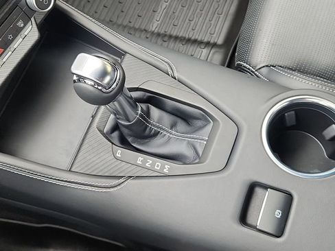 Used 2025 Ford Mustang GT Premium RWD image 16