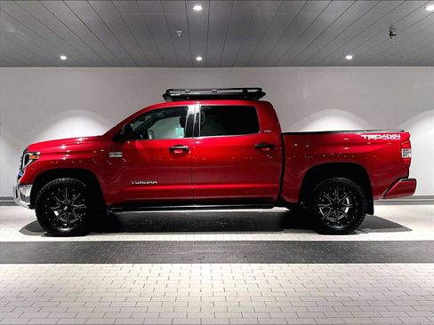 Used 2020 Toyota Tundra SR5 image 2