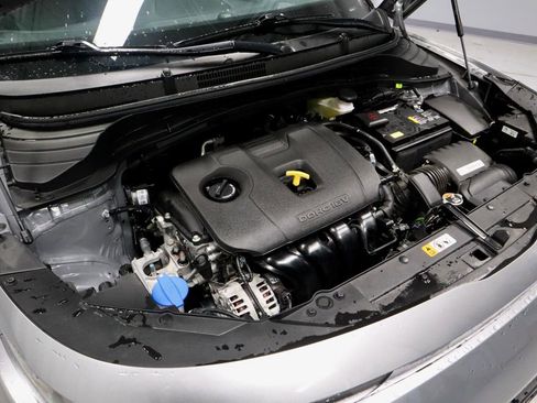 Used 2025 Kia Soul LX image 15