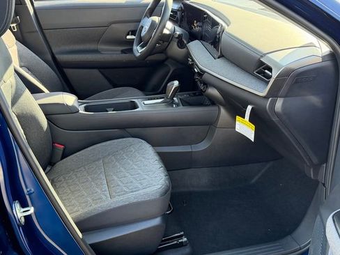 New 2026 Nissan Kicks SV image 24